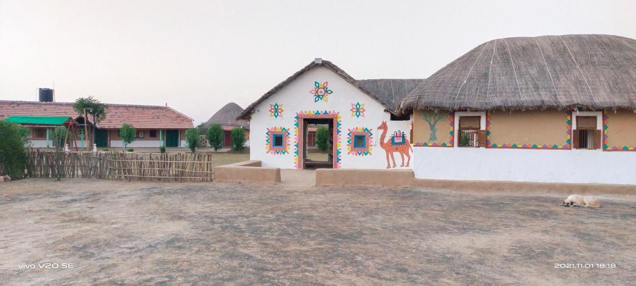 Rann Visamo Resort Bherandiāla Exteriör bild